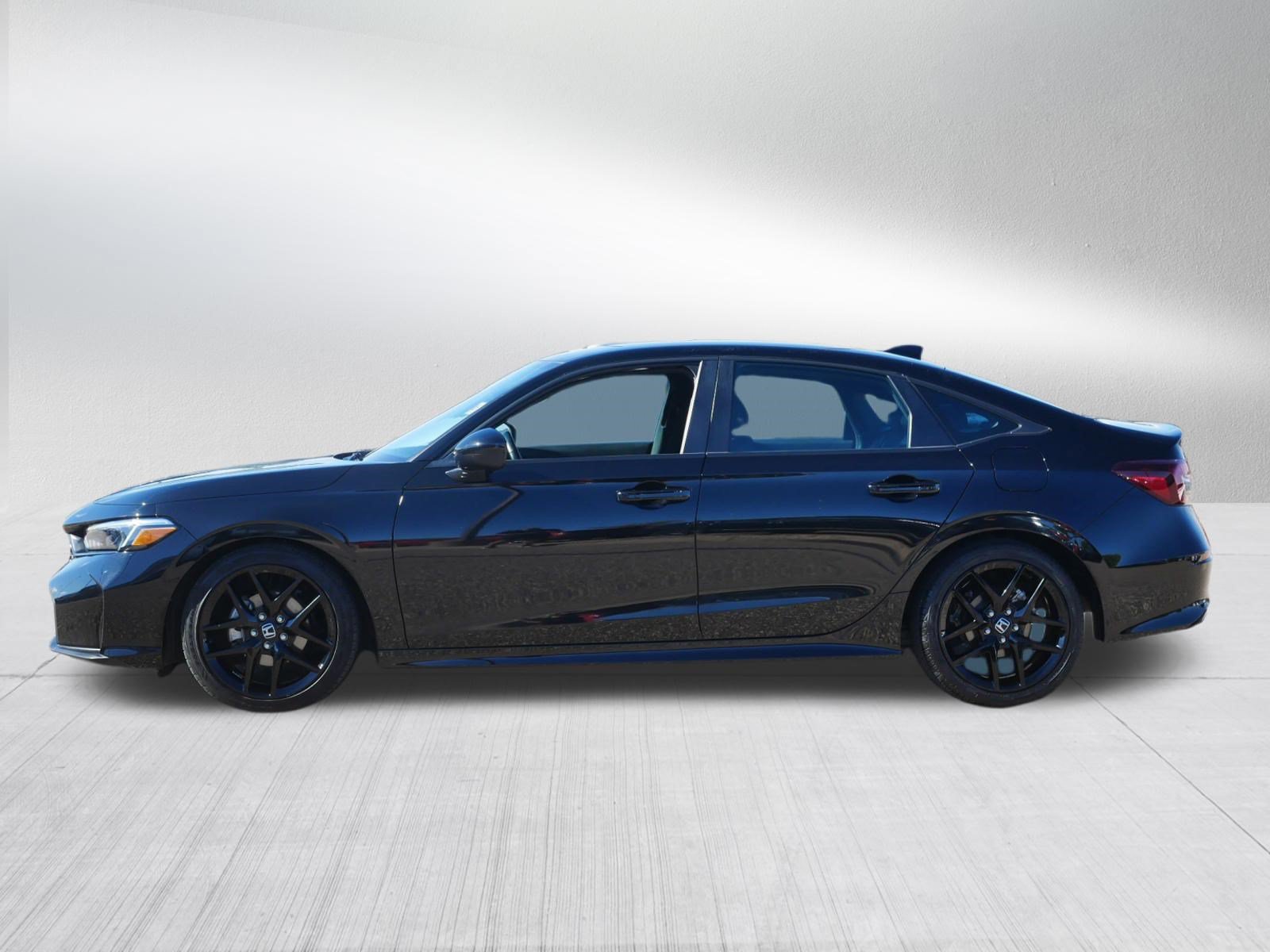 Used 2025 Honda Civic Sport image 4