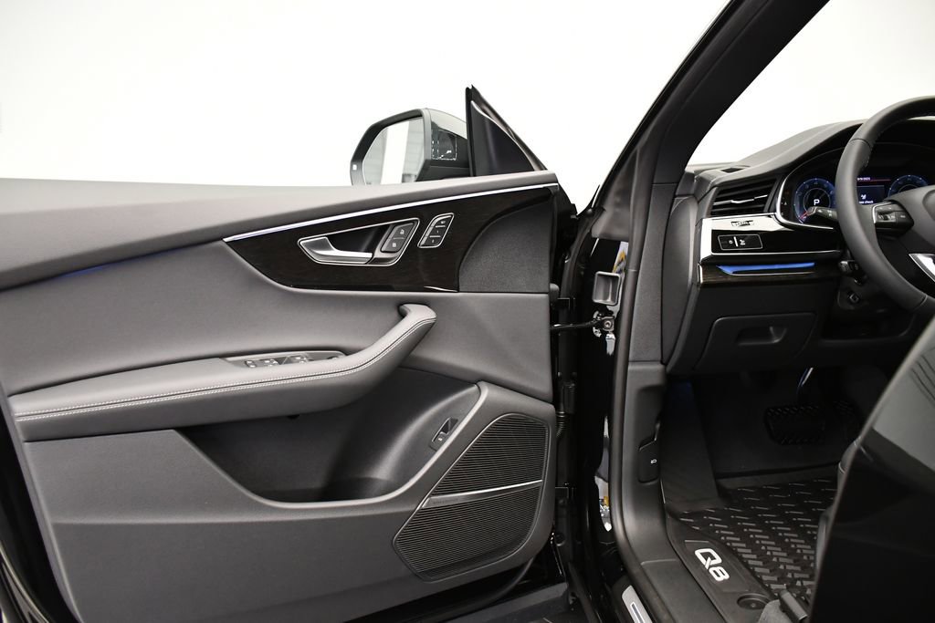 New 2026 Audi Q8 Premium Plus image 32