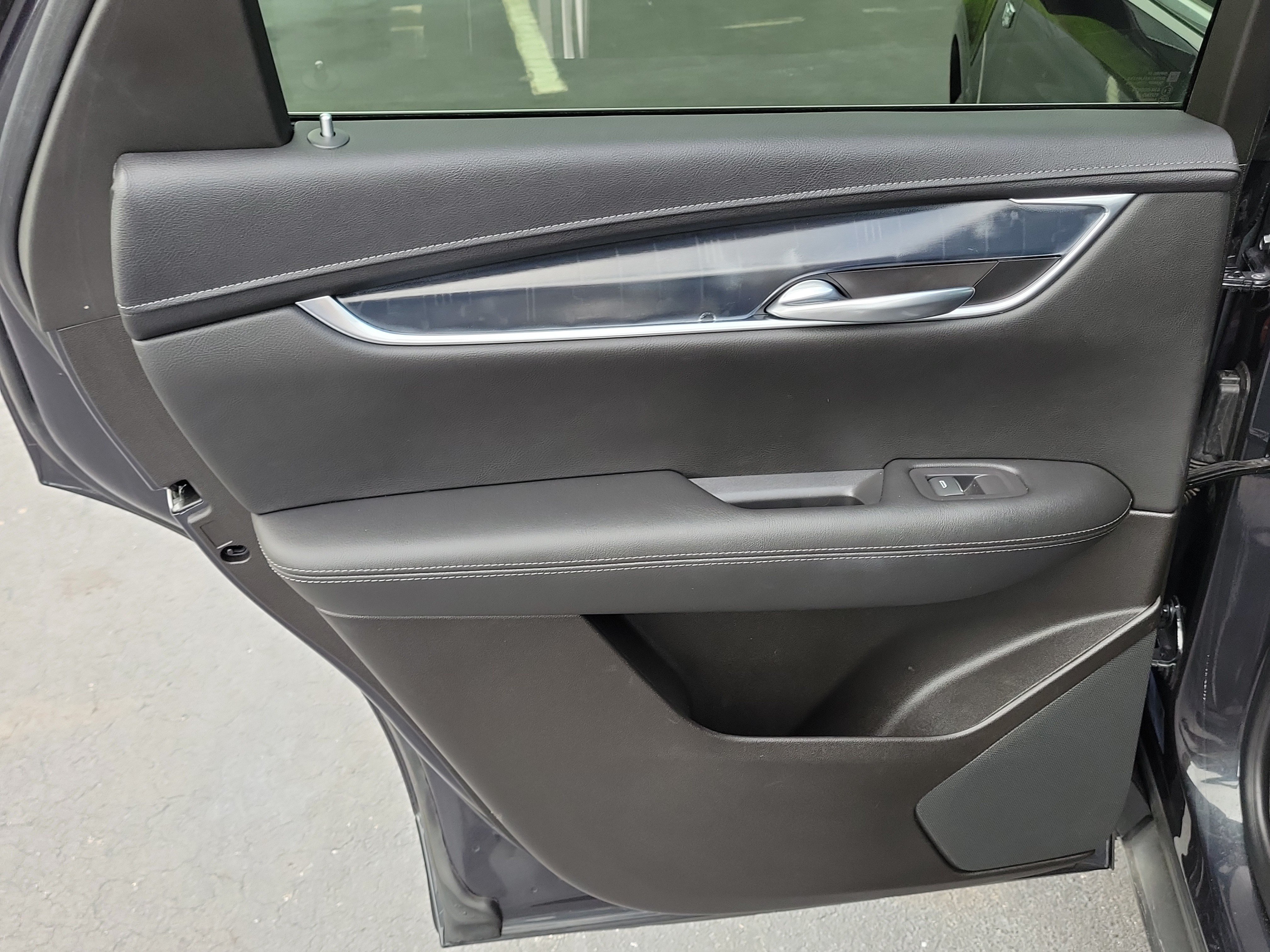 Used 2022 Cadillac XT5 Luxury FWD image 10
