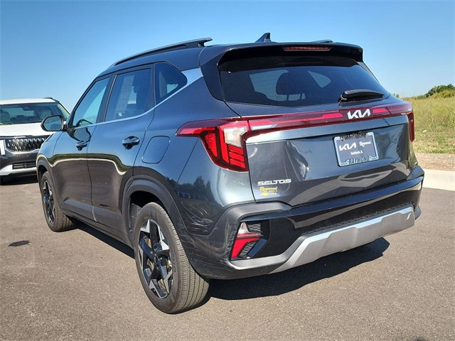 Used 2024 Kia Seltos EX image 6