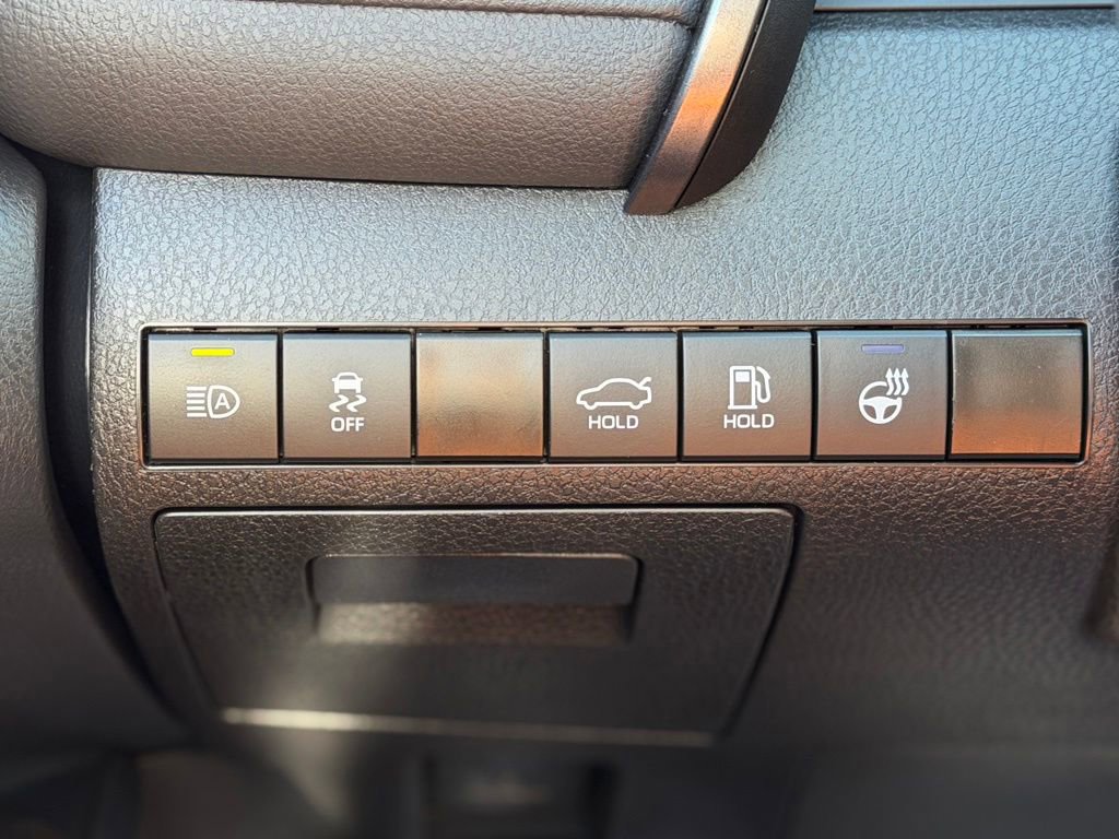 Used 2024 Toyota Camry SE w/ Cold Weather Package FWD image 23