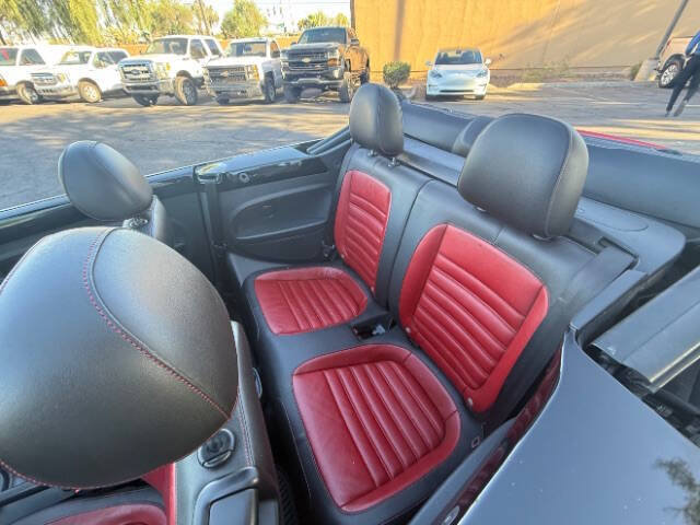 Used 2014 Volkswagen Beetle R-Line FWD image 16
