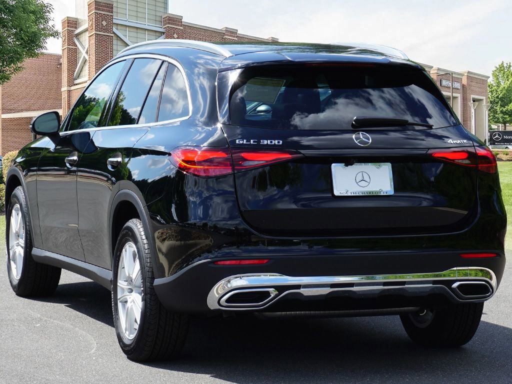 Certified 2025 Mercedes-Benz GLC 300 4MATIC image 7