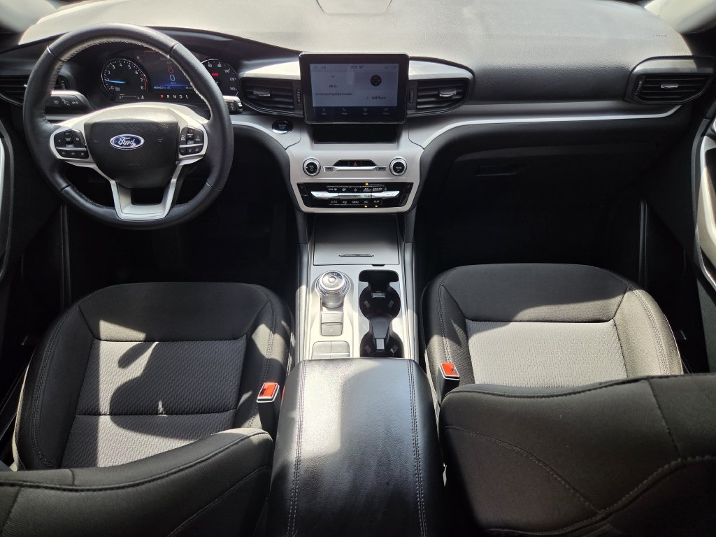 Used 2023 Ford Explorer XLT RWD image 12