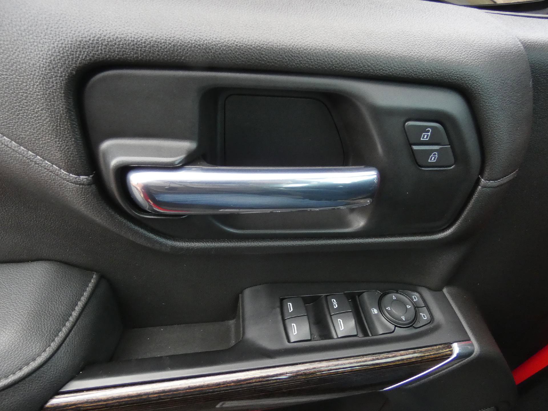 Used 2020 GMC Sierra 1500 SLE w/ SLE Value Package AWD/4WD image 19