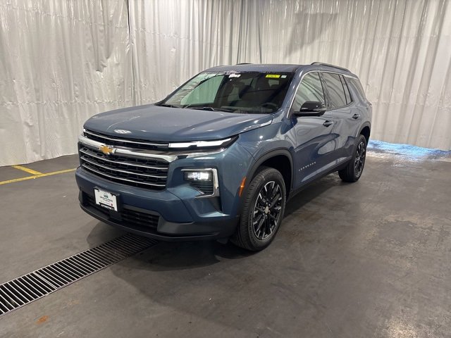 New 2026 Chevrolet Traverse LT w/ Sun and Wheel Package image 24