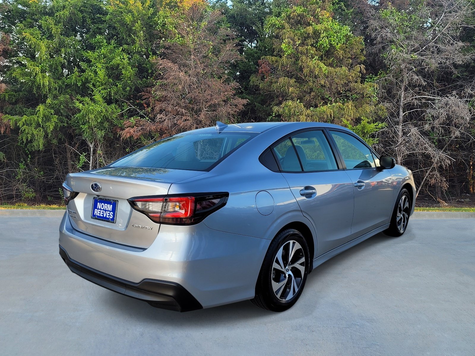 Certified 2025 Subaru Legacy Premium AWD/4WD image 17