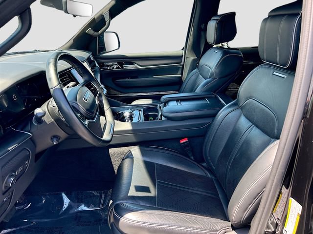 Used 2024 Jeep Grand Wagoneer L Series II w/ Quick Order Packagew 28T AWD/4WD image 19