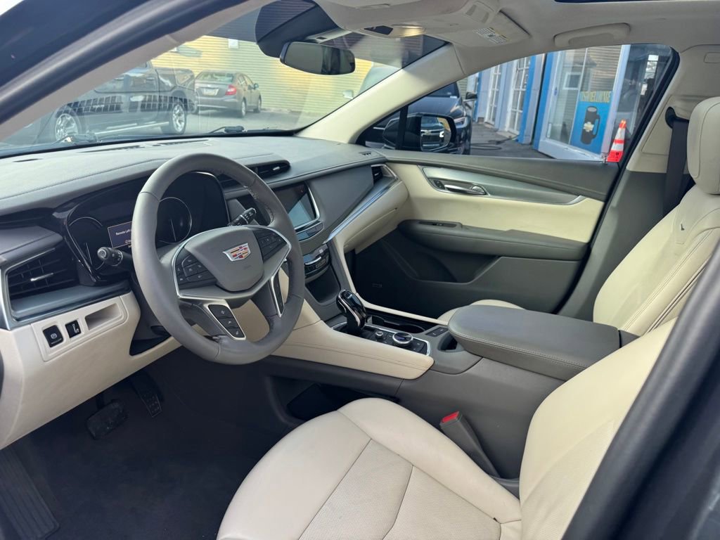 Used 2022 Cadillac XT5 Premium Luxury image 9