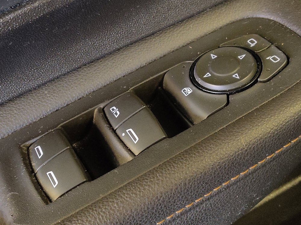 Used 2019 GMC Terrain SLE w/ Driver Convenience Package FWD image 27