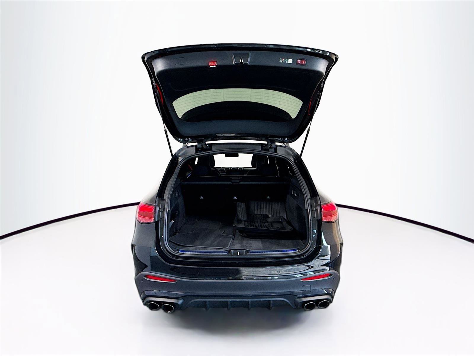 Used 2025 Mercedes-Benz GLC 43 AMG 4MATIC image 20