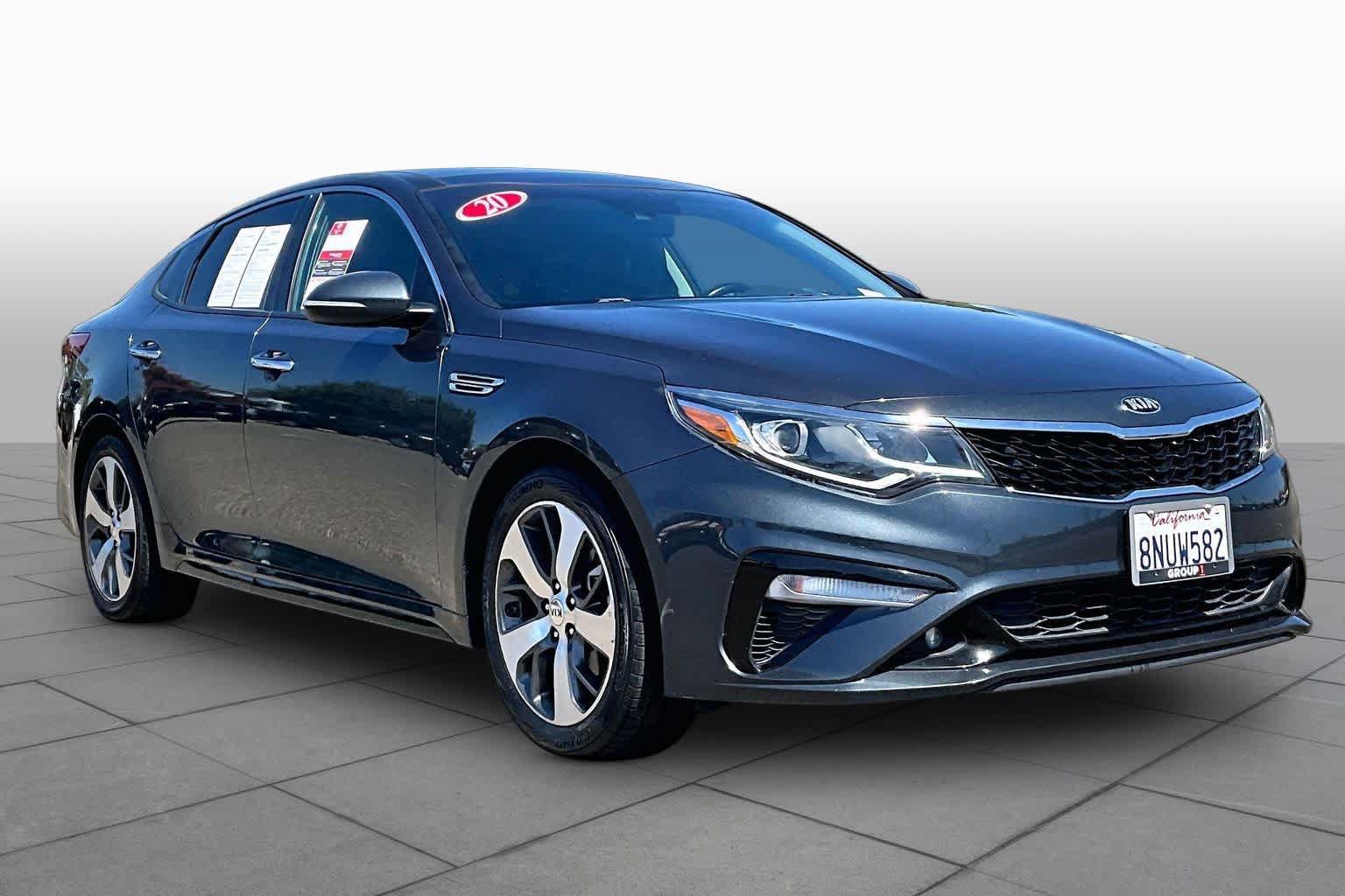 Used 2020 Kia Optima S w/ S Panoramic Sunroof Package FWD image 2