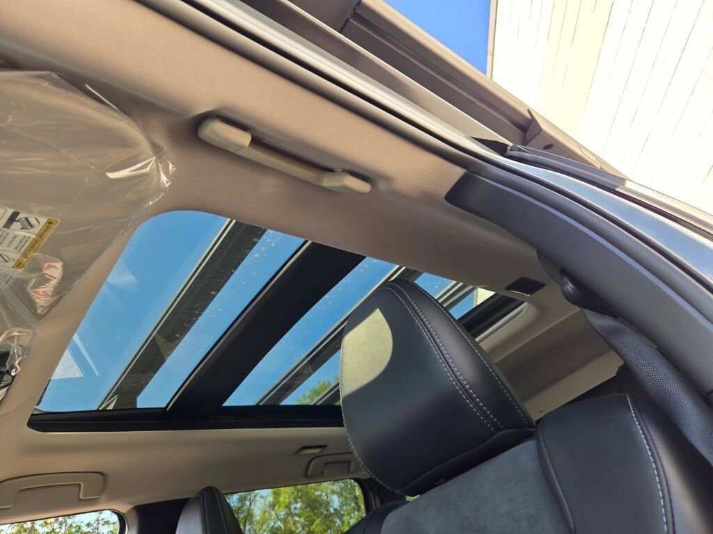 New 2025 Mitsubishi Outlander Trail Edition image 17