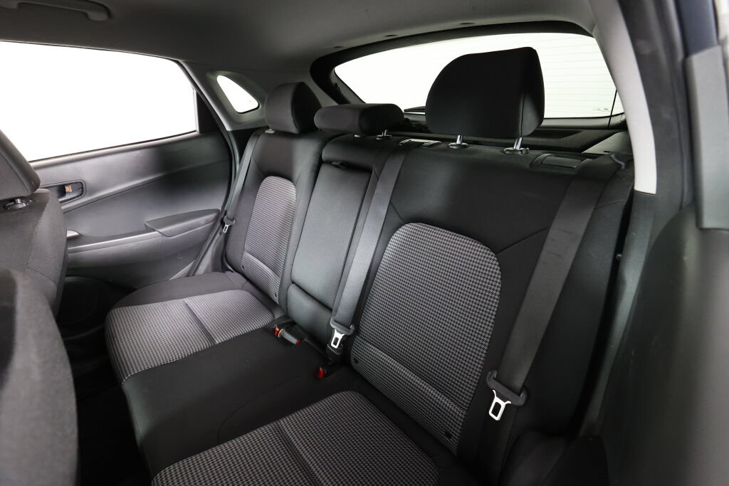 Used 2020 Hyundai Kona SEL AWD/4WD image 15