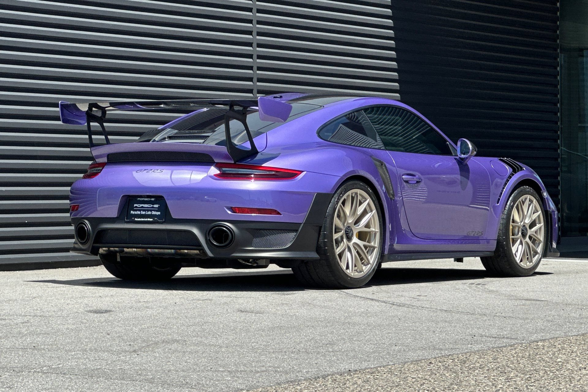 Certified 2018 Porsche 911 GT2 RS RWD image 8