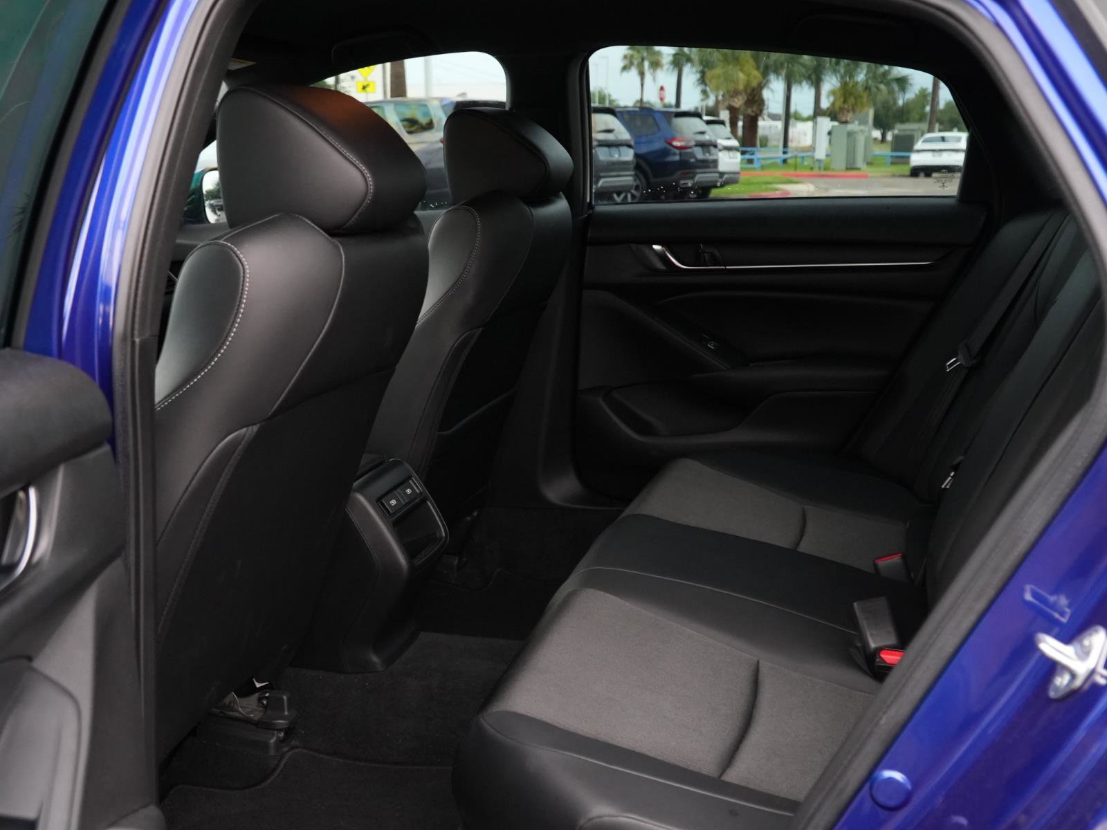 Used 2022 Honda Accord Sport image 15