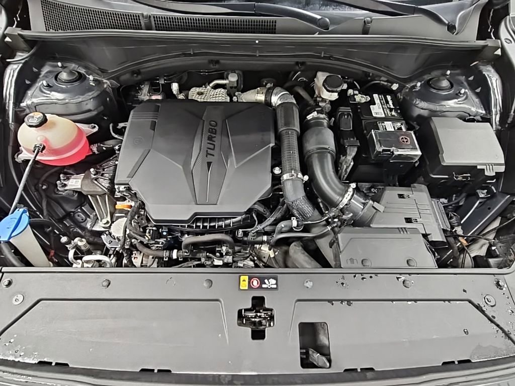 Used 2022 Hyundai Santa Fe Limited image 41