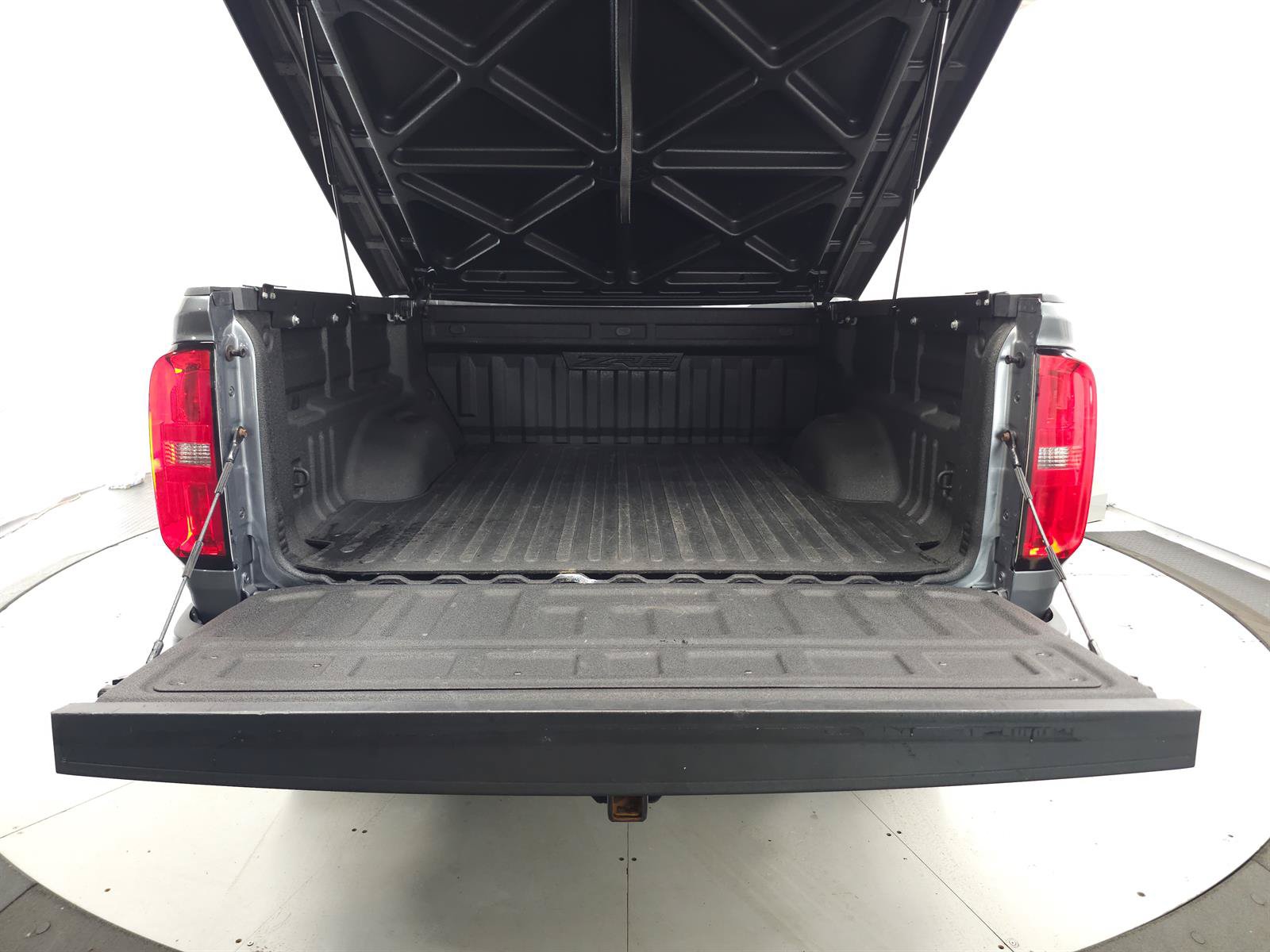 Used 2018 Chevrolet Colorado ZR2 AWD/4WD image 10