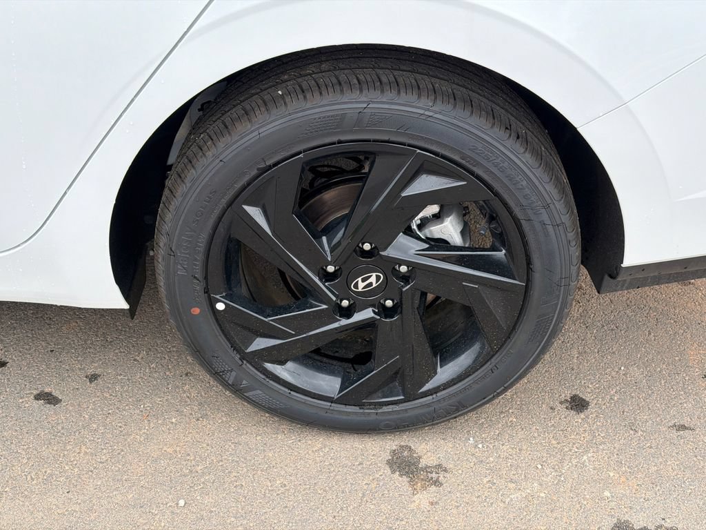New 2026 Hyundai Elantra Sport FWD image 20