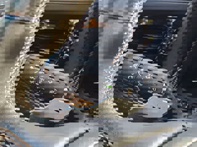 Used 2021 Lexus LS 500 w/ Accessory Package (Z2) image 26