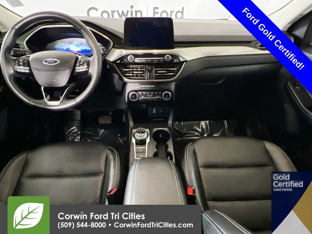 Used 2022 Ford Escape Titanium w/ Class II Trailer Tow Package image 7