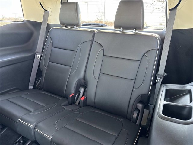 Certified 2023 GMC Acadia Denali w/ Black Diamond Edition image 16