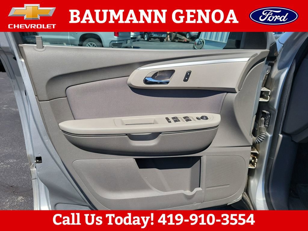 Used 2012 Chevrolet Traverse LS FWD image 10