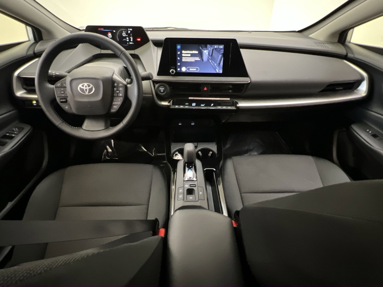 Used 2026 Toyota Prius LE image 21