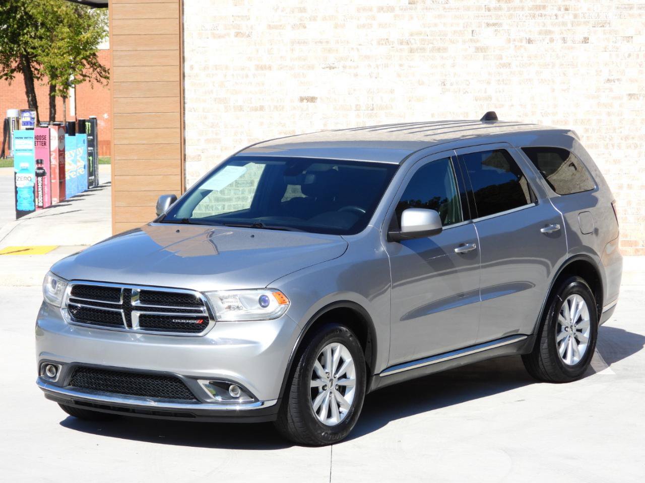 Used 2018 Dodge Durango SXT w/ 3rd Row Seating Group RWD image 22