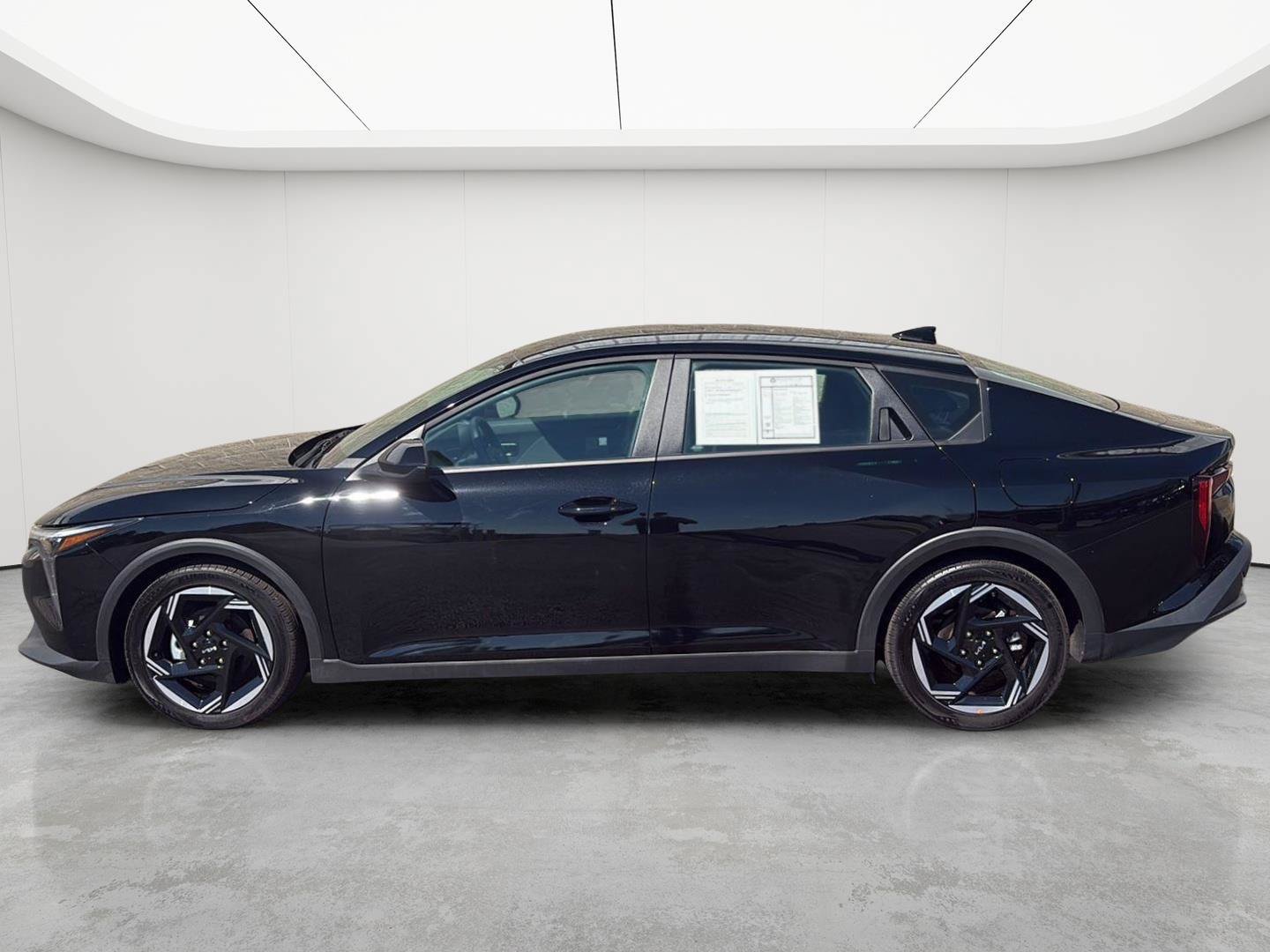 Used 2025 Kia K4 EX FWD image 37