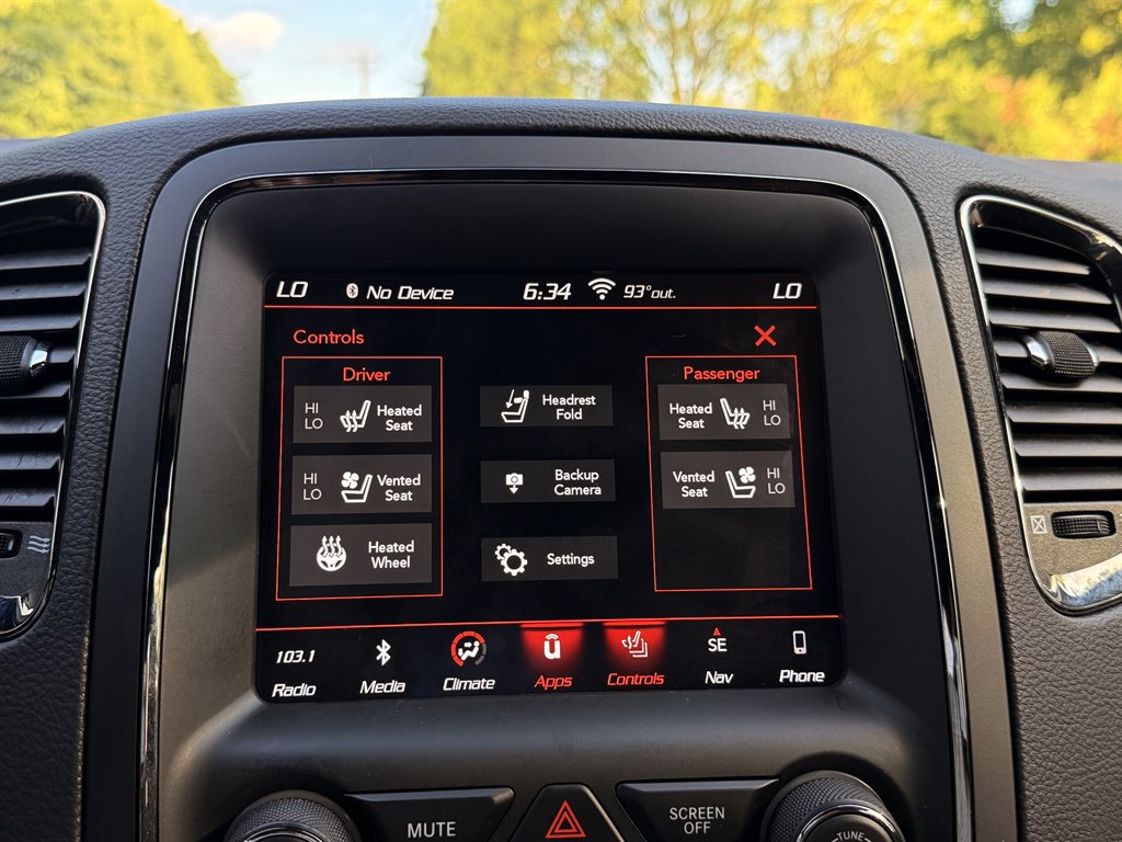 Used 2018 Dodge Durango SRT w/ Technology Group AWD/4WD image 20
