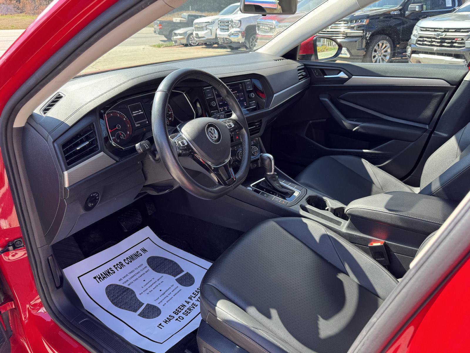 Used 2017 Volkswagen Passat 1.8T SEL Premium image 2