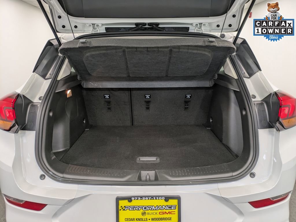 Used 2022 Buick Encore GX Preferred w/ Sport Touring Package FWD image 25