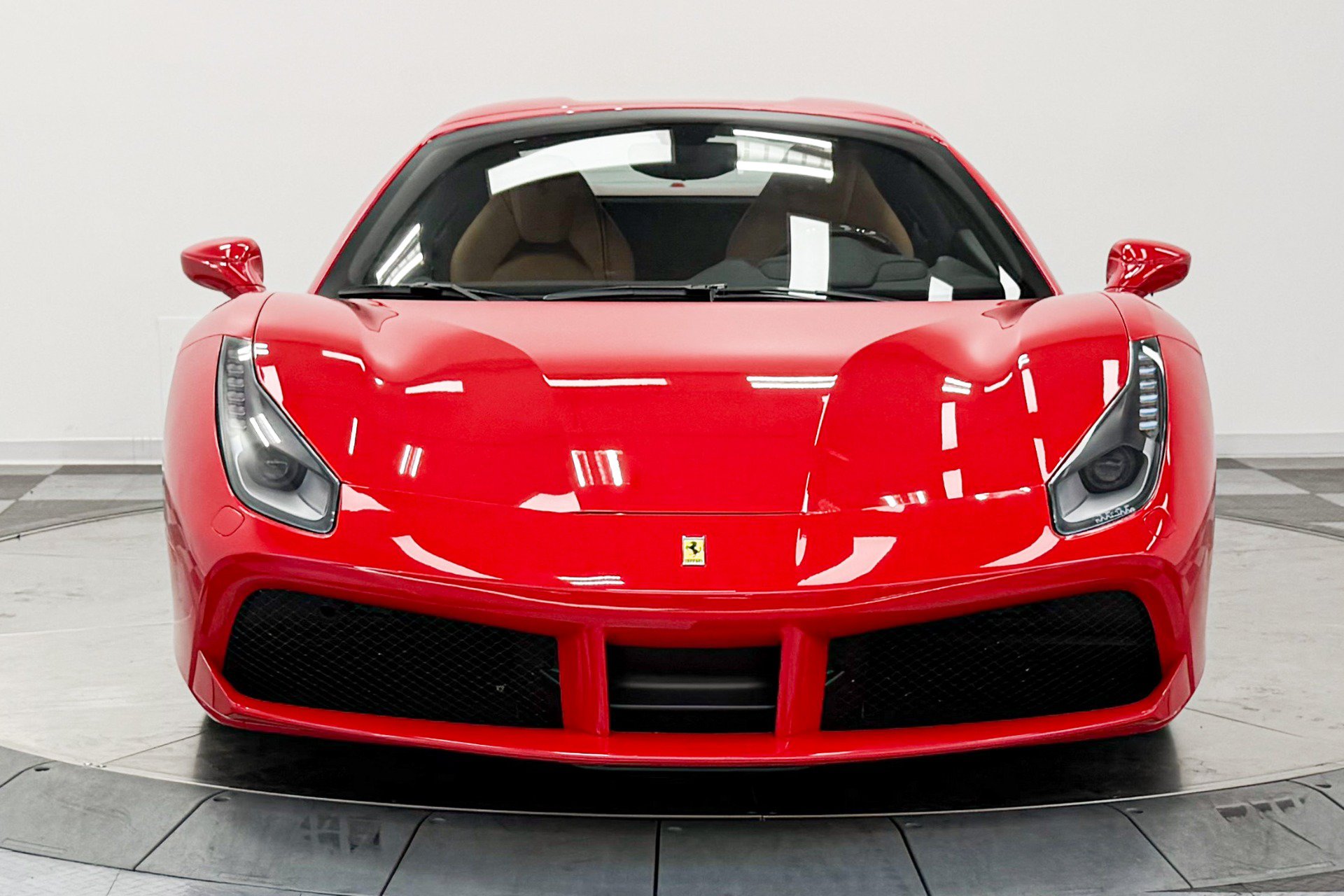 Used 2018 Ferrari 488 Spider RWD image 30