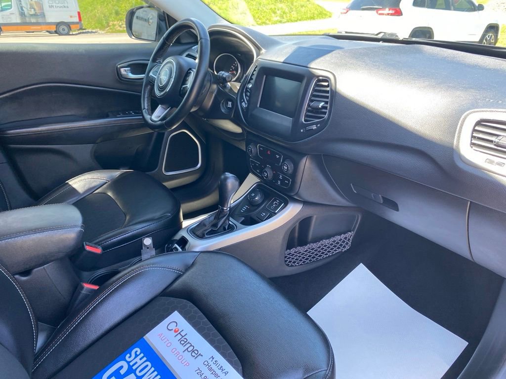 Certified 2020 Jeep Compass Latitude w/ Cold Weather Group AWD/4WD image 9