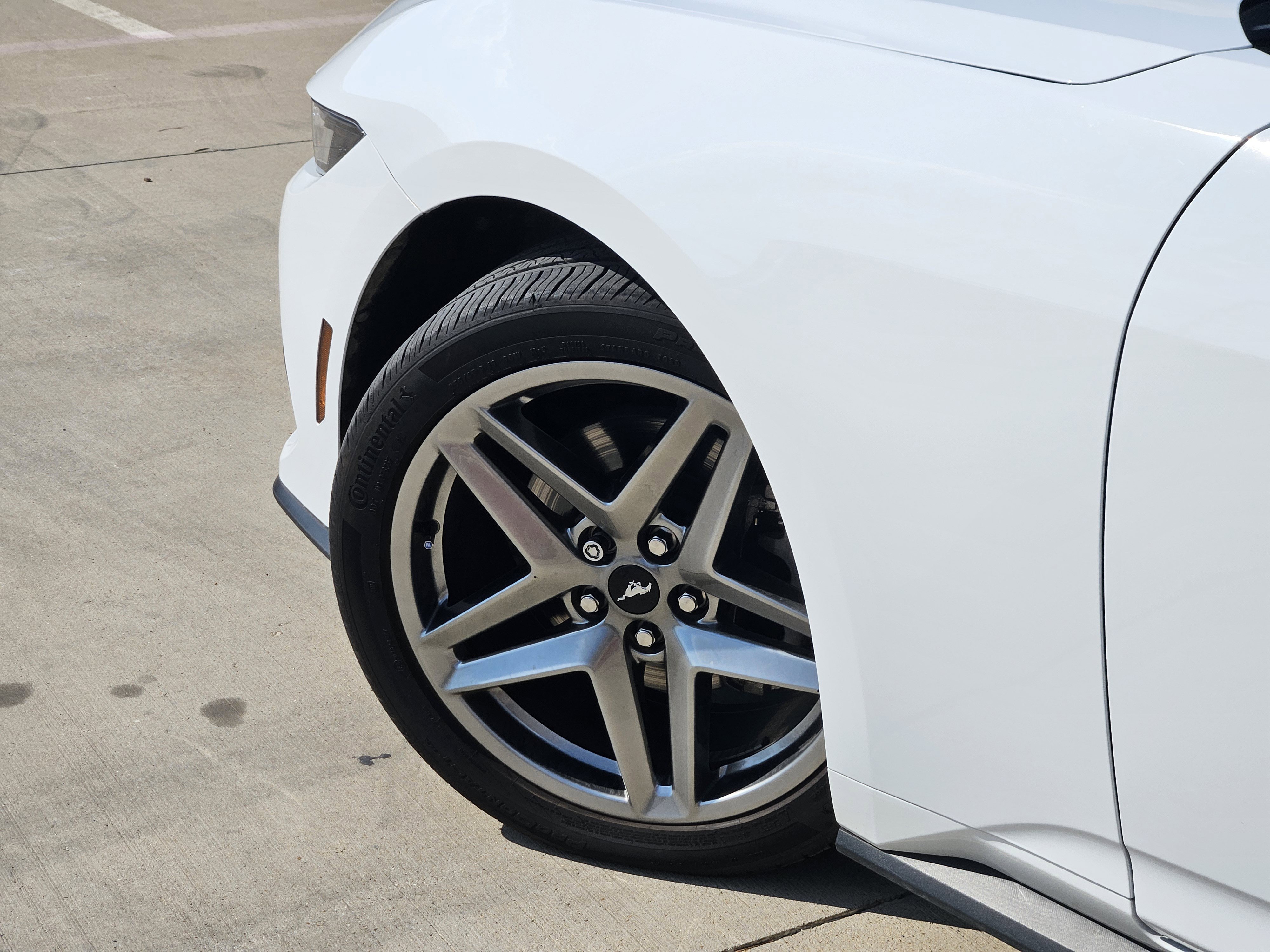 Used 2024 Ford Mustang Coupe image 5