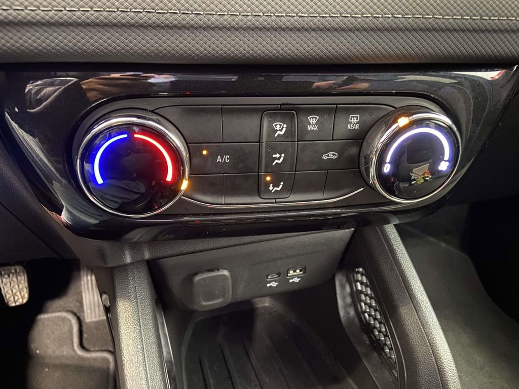 Used 2025 Chevrolet TrailBlazer LT image 25