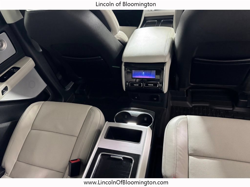 Used 2026 Lincoln Aviator Reserve w/ Equipment Group 201A AWD/4WD image 15