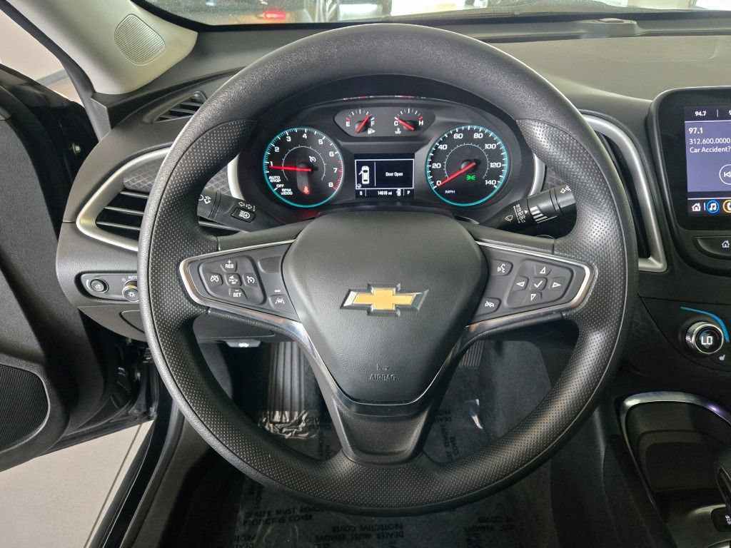 Used 2024 Chevrolet Malibu LT FWD image 31