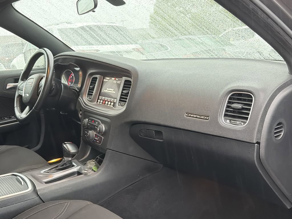 Used 2023 Dodge Charger SXT RWD image 16