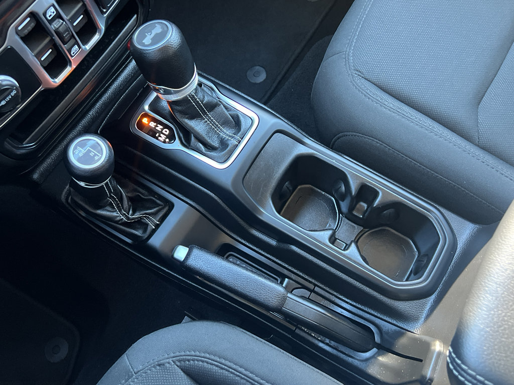 Used 2021 Jeep Wrangler Unlimited Sahara w/ Uconnect 4C Nav & Sound Group image 23