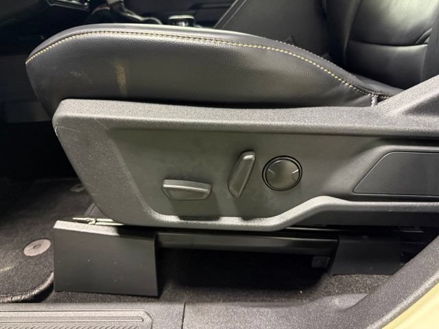 Used 2025 Ford Bronco Badlands AWD/4WD image 12