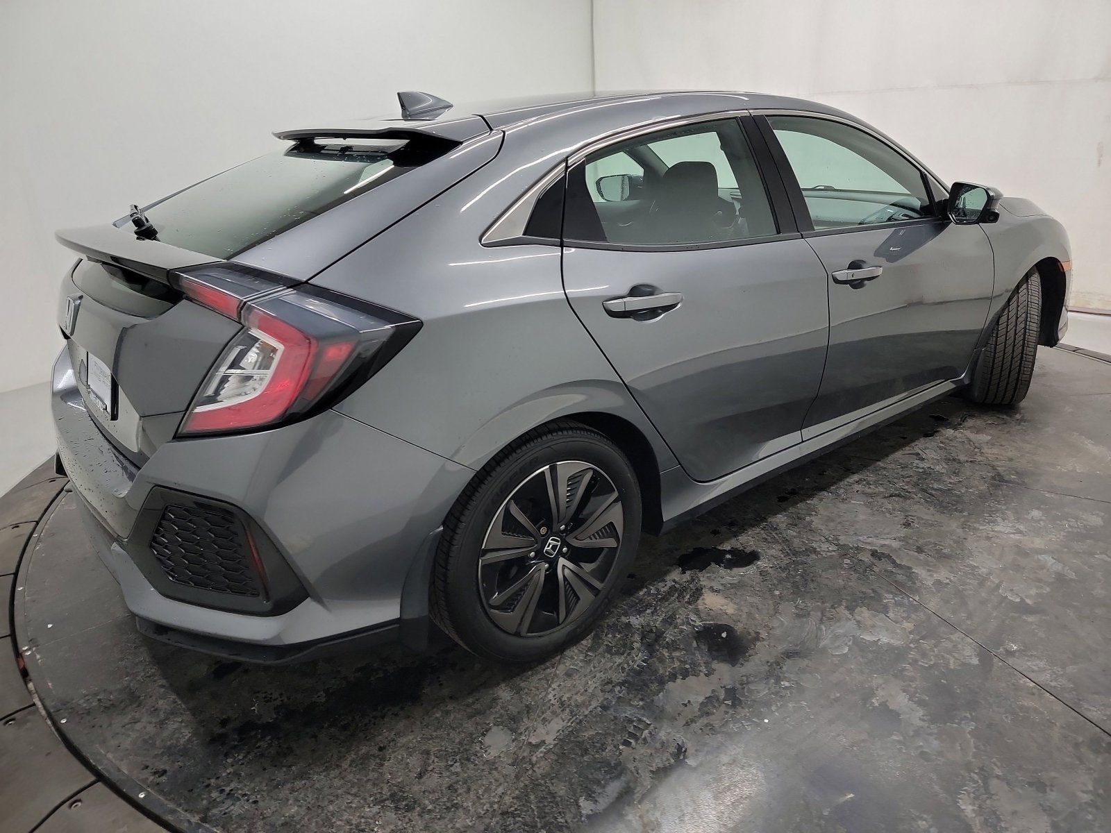Used 2017 Honda Civic EX image 9
