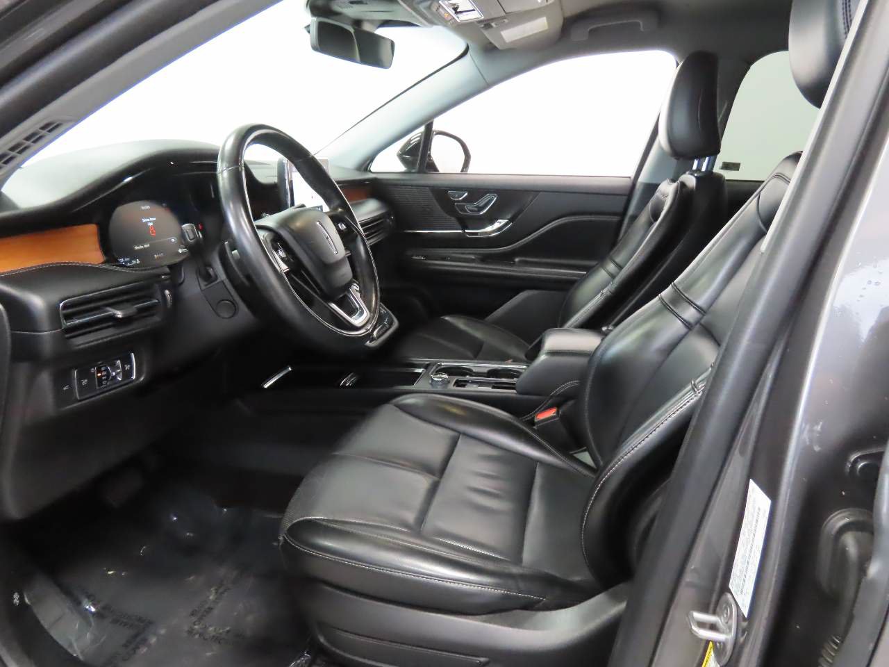 Used 2022 Lincoln Corsair Reserve FWD image 15