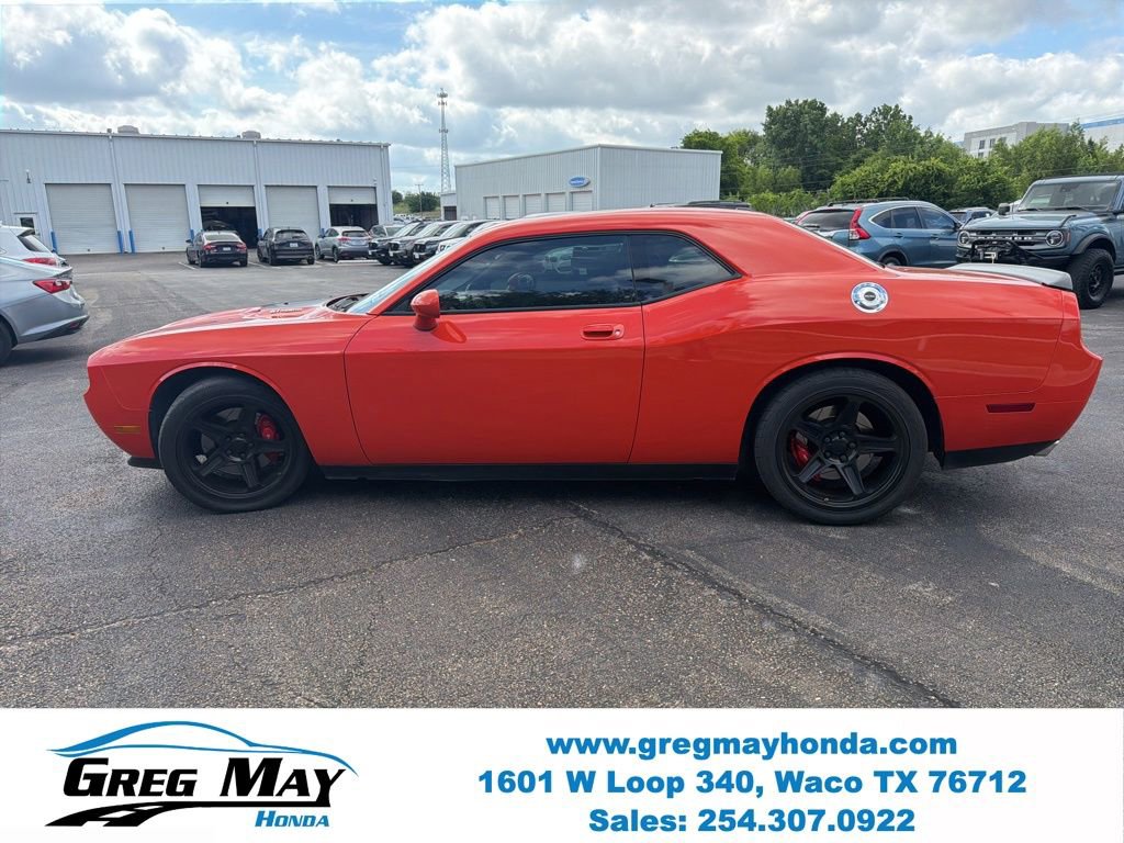 Used 2009 Dodge Challenger SRT8 w/ SRT Option Group II RWD image 6