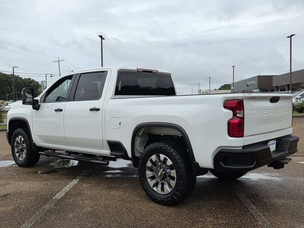 Used 2024 Chevrolet Silverado 2500 Custom w/ Custom Value Package AWD/4WD image 6