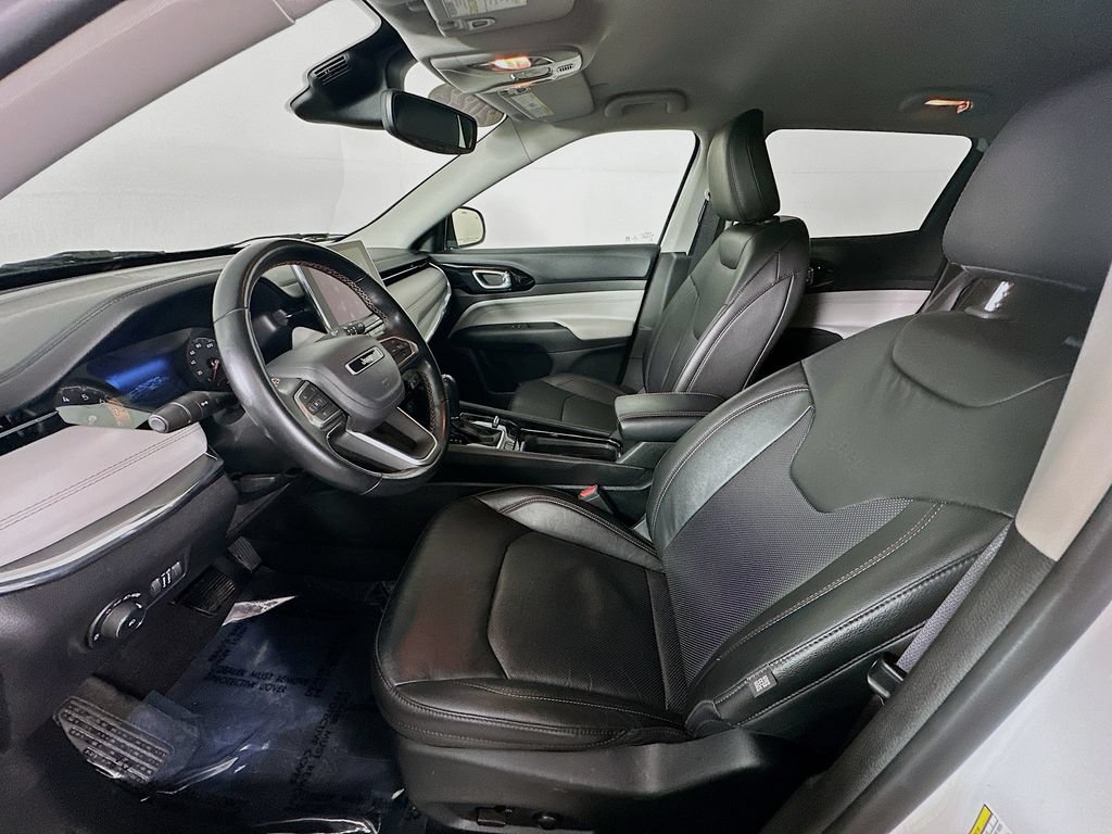 Certified 2022 Jeep Compass Limited AWD/4WD image 31