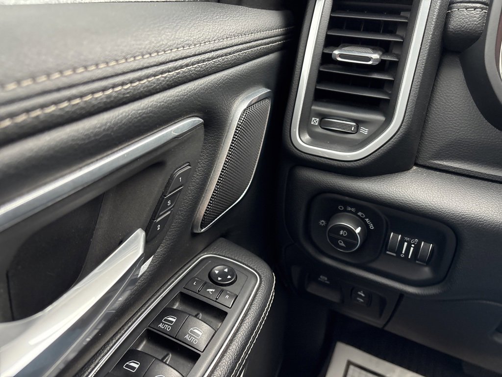 Used 2020 RAM 1500 Laramie image 27