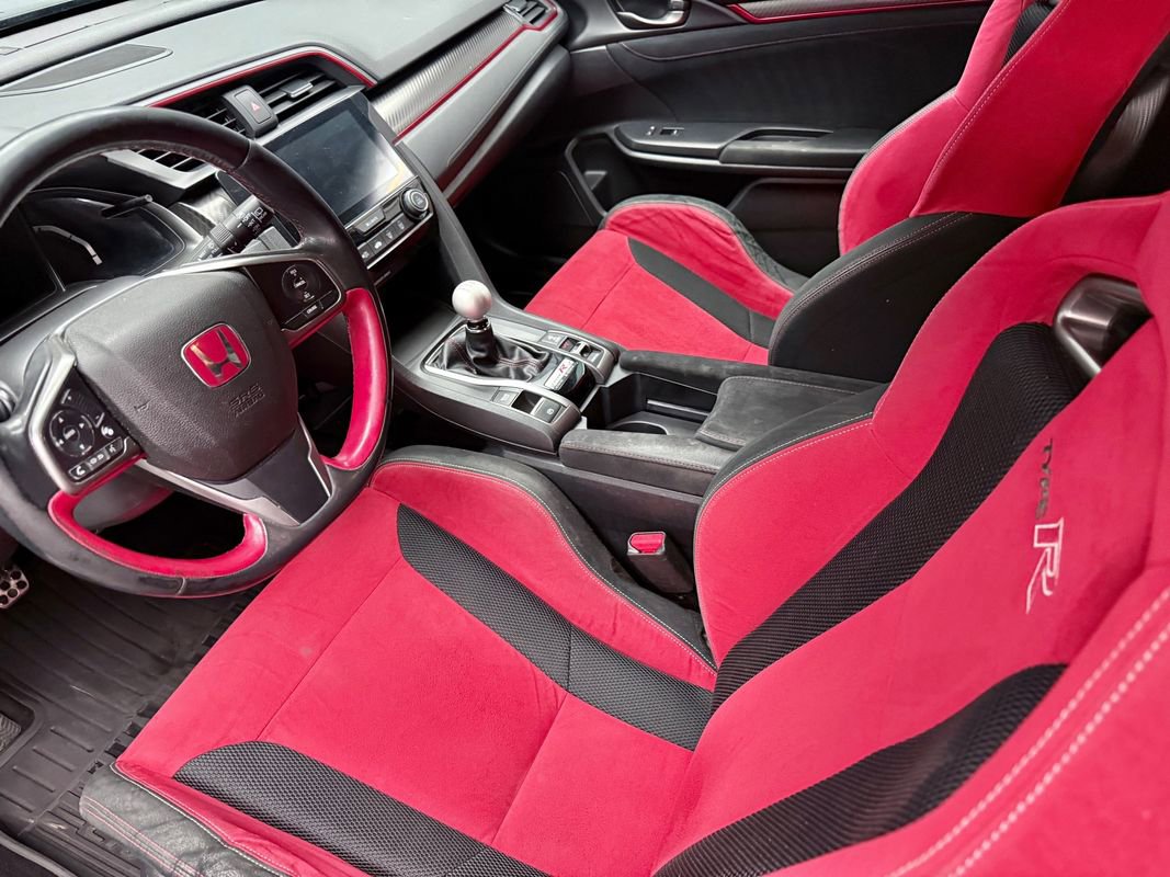 Used 2017 Honda Civic Type R image 9