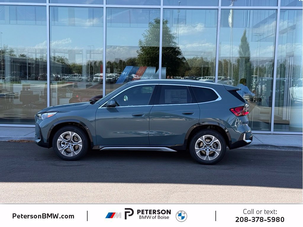 New 2027 BMW X1 xDrive28i w/ Technology Package AWD/4WD image 2